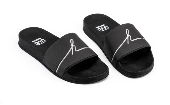 Chinelo Slide Hocks Filigrama Black Silver