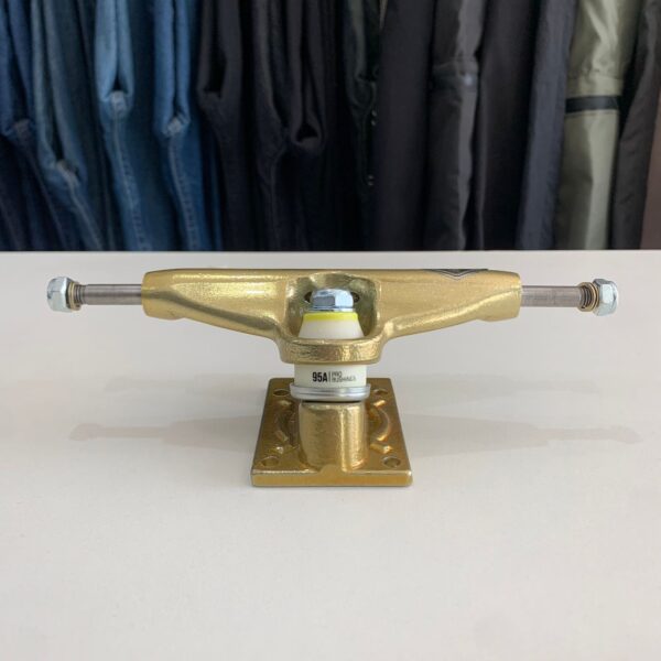 WhatsApp Image 2025-08-28 at 15.41.13 (2) Truck Intruder Pro Series II 139mm Mid