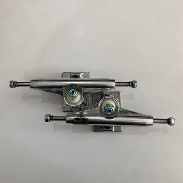 WhatsApp Image 2025-08-28 at 15.41.14 (6) Truck Intruder Pro Series 2 Silver Mid 139