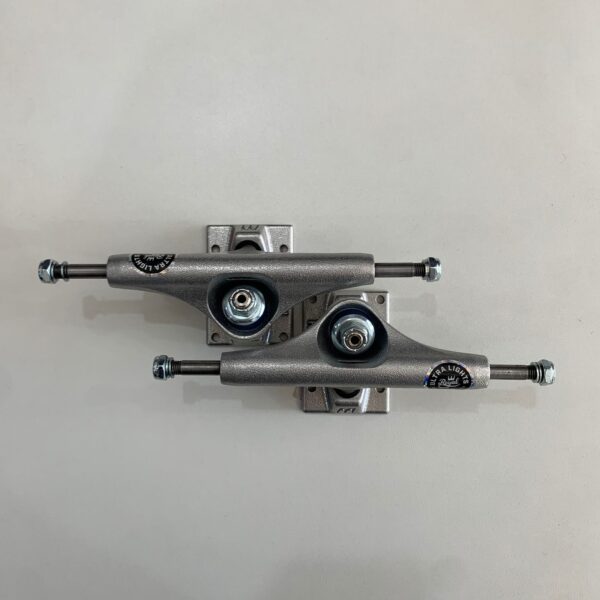 Truck Royal Inverted 139mm