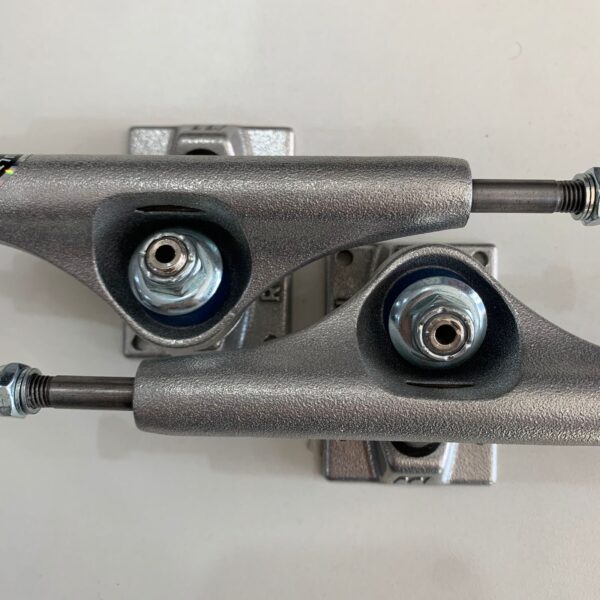 Truck Royal Inverted 139mm