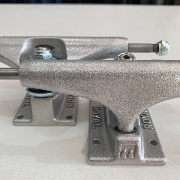 Truck Royal Inverted 139mm