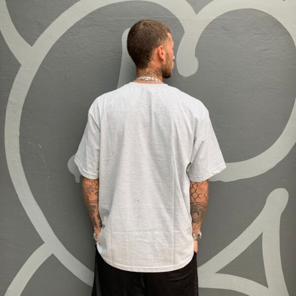 WhatsApp Image 2025-10-02 at 17.25.43 (1) Camiseta Brothas and Cash