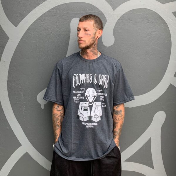 WhatsApp Image 2025-10-02 at 17.25.43 (2) Camiseta Brothas and Cash