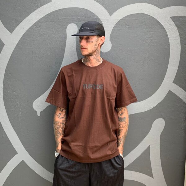 Camiseta Tupode Logo Marrom