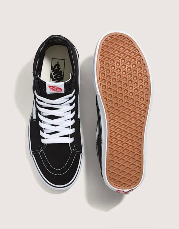 WhatsApp Image 2026-05-07 at 10.43.27 (2) Tenis Vans Sk8 HI Black White