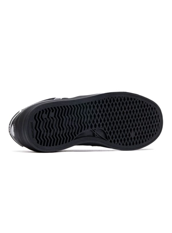 Ous Imigrante Serie X Preto Cinza Prata Essencial