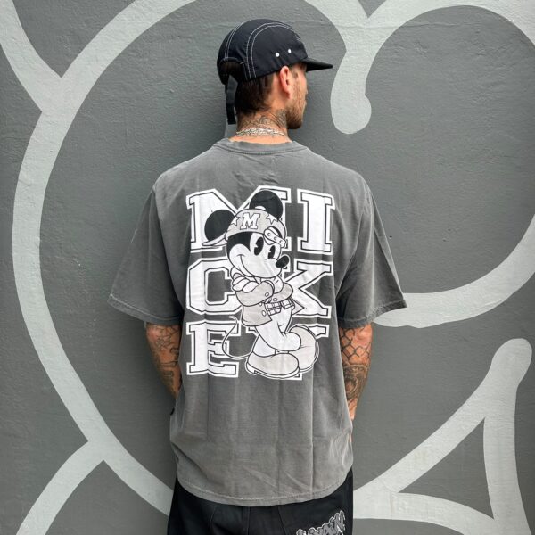 WhatsApp Image 2026-08-05 at 10.54.29 (1) Camiseta High X Disney Mickey