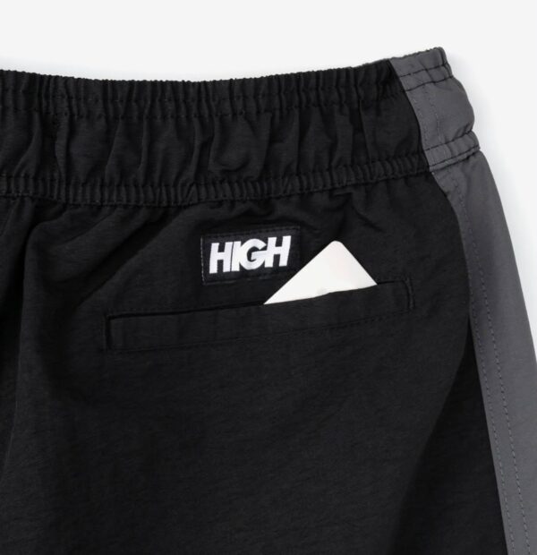 Short High Runner Black
